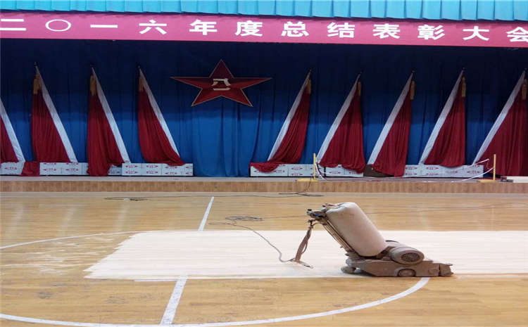 大型舞蹈室木地板怎么维修