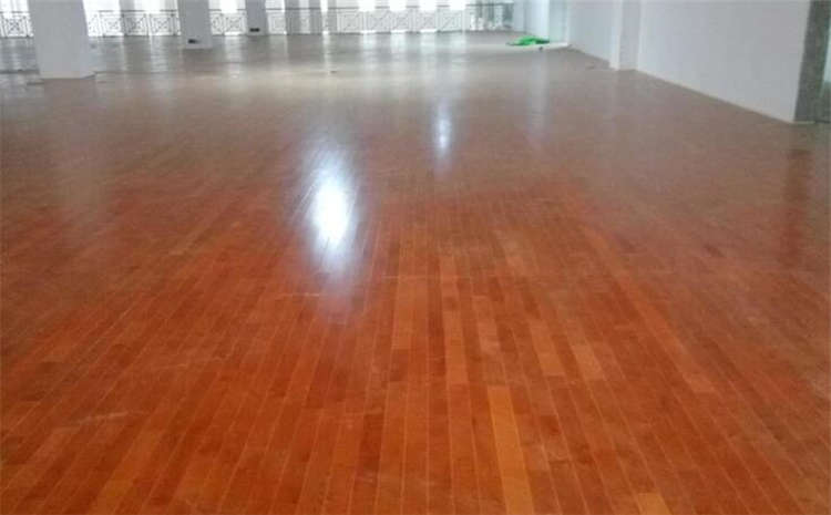 22厚舞蹈房木地板翻新施工