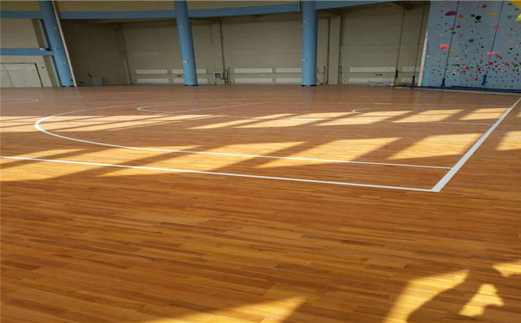 北京枫桦木体育木地板施工