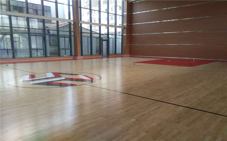 学校NBA篮球场木地板怎么翻新