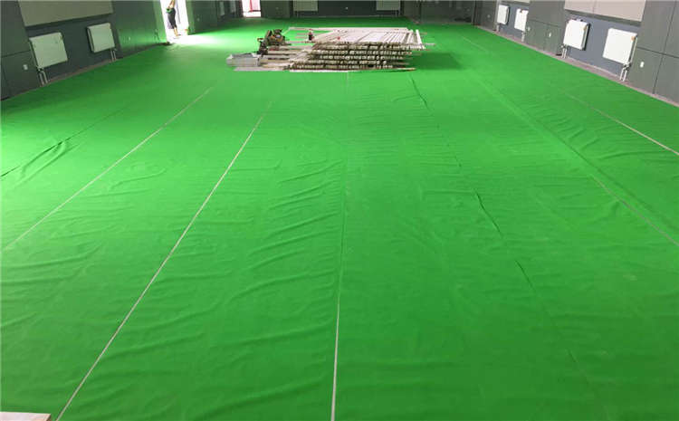 上海体育场地板怎么安装