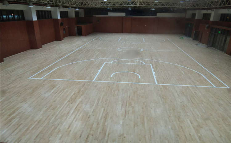 江苏泰州室内篮球馆枫桦木A级面板