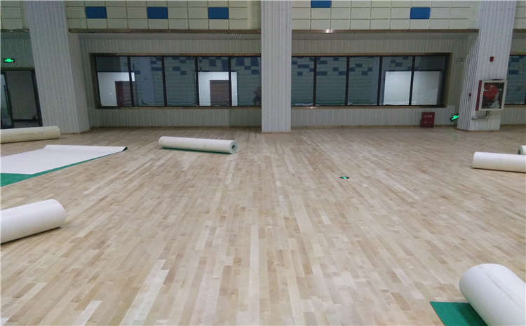 常见的舞蹈室木地板怎么维修