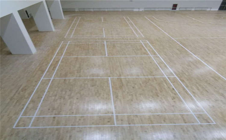 福建枫木体育木地板怎么选