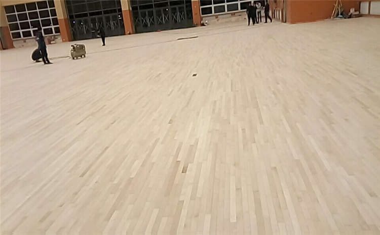常见的舞蹈室木地板防潮