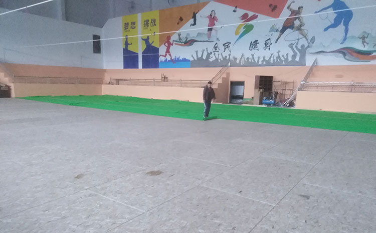 拼装舞蹈室木地板打磨翻新