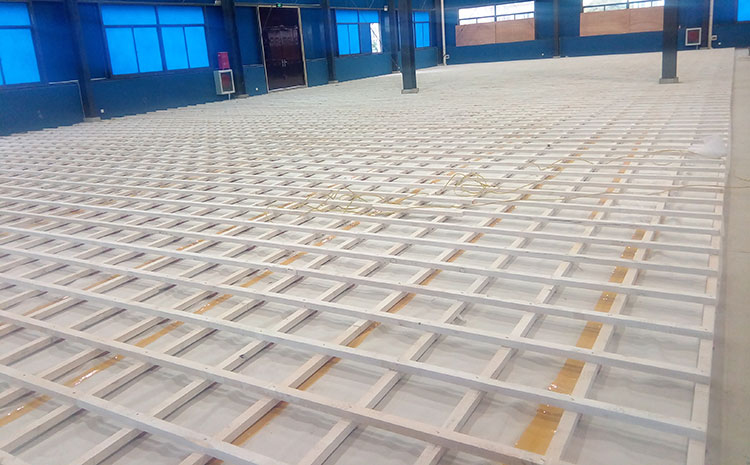 广州企口体育木地板安装