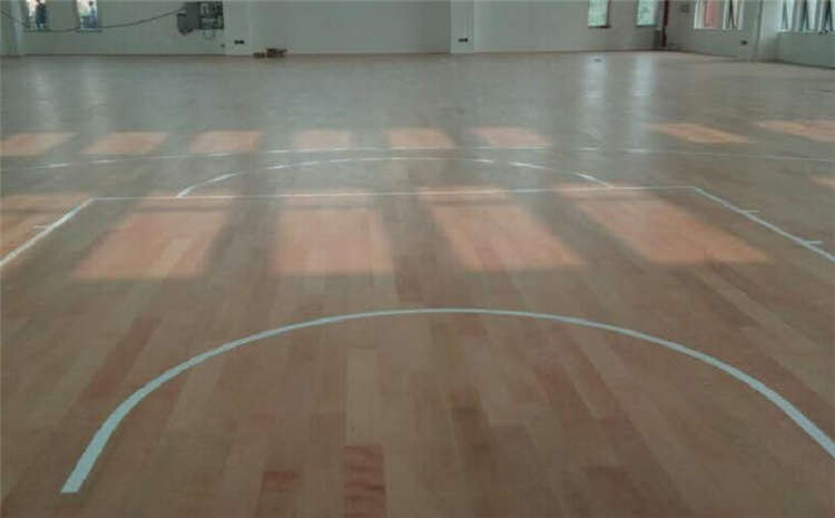 学校篮球场地木地板每平米**
